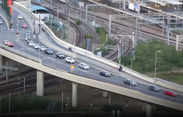 kalindi-kunj-two-way-flyover-nhai-approval